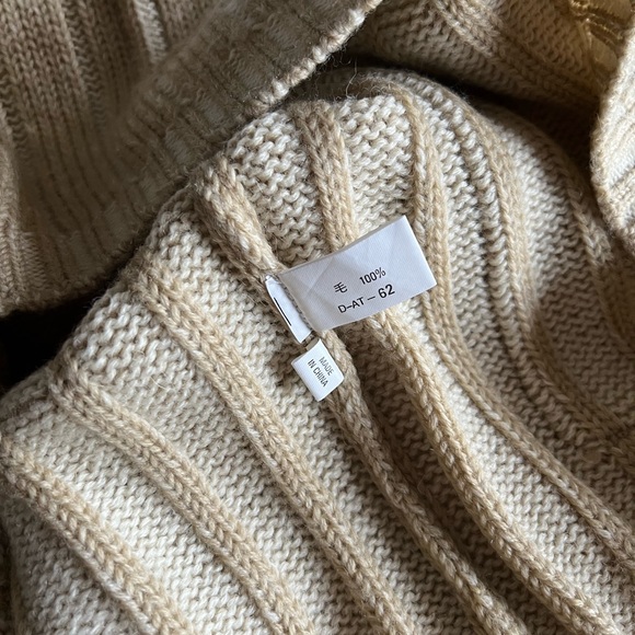 Brand new Unisex vintage 100% wool turtleneck knit sweater - Picture 4 of 15